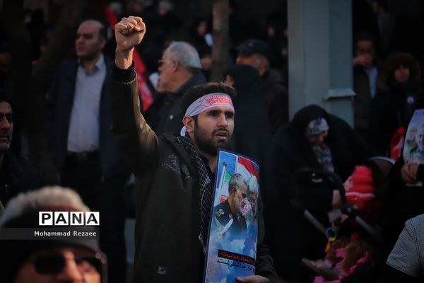 مراسم تشیع پیکر شهید سپهبد قاسم سلیمانی و شهیدان همراهش