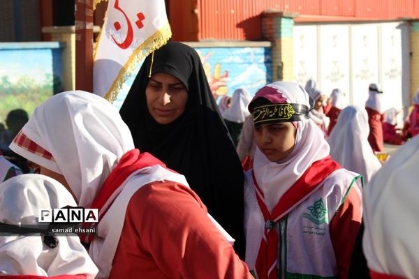 عزاداری دانش آموزان پیشتاز مدرسه جهادگران یاسوج در سوگ سردار دلها