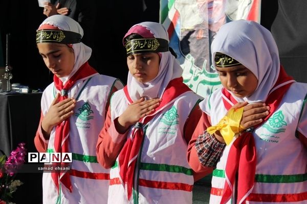 عزاداری دانش آموزان پیشتاز مدرسه جهادگران یاسوج در سوگ سردار دلها