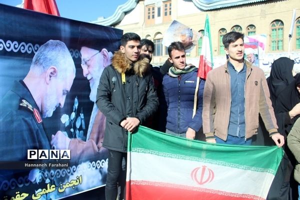 بزرگداشت سردار سلیمانی با حضور دانشجویان انجمن علمی حقوق دانشگاه پیام نور همدان