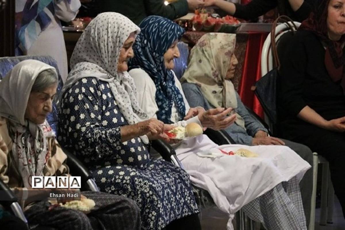 راه‌اندازی سرای تجربه در 5 پهنه شهر تهران برای سالمندان