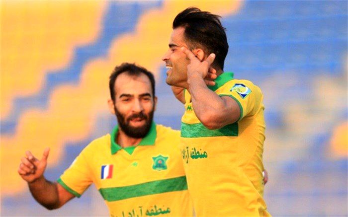 مهاجم مورد نظر پرسپولیس از تیمش اخراج شد