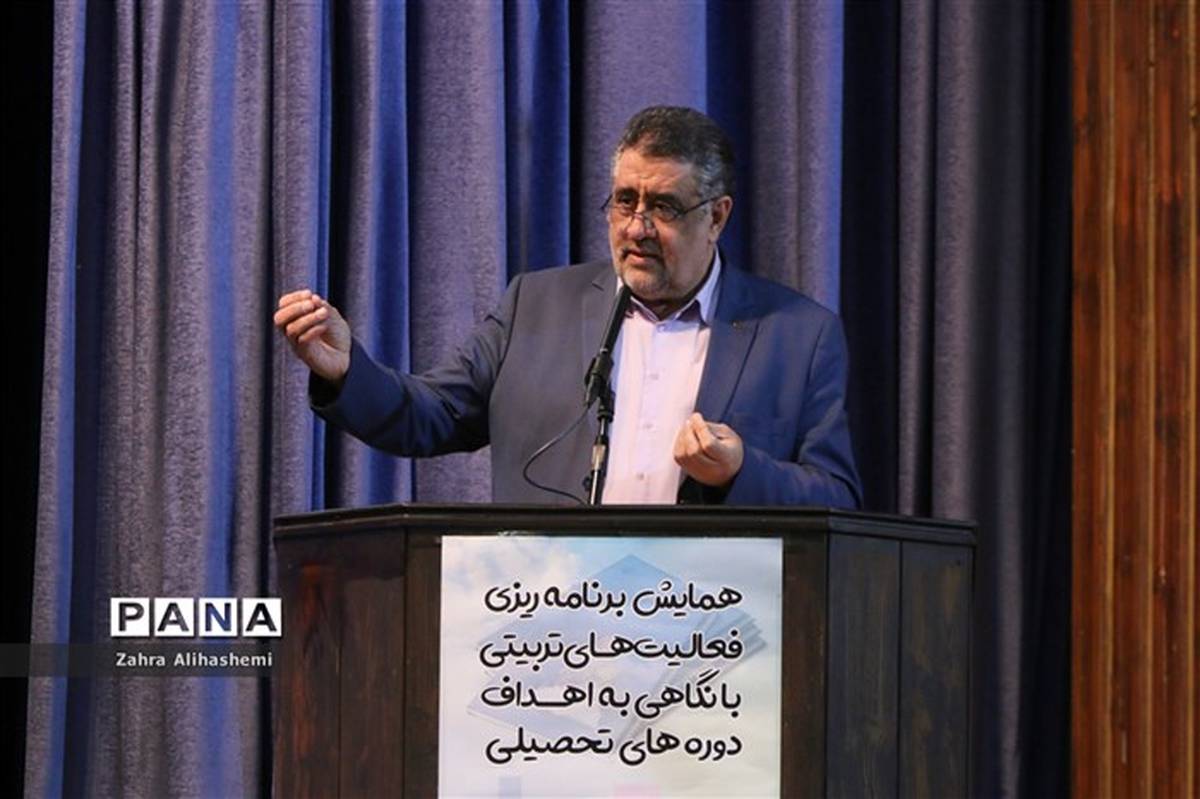 مددی: برای نشر تفکر اسلامی باید به سند تحول بنیادین مراجعه کنیم