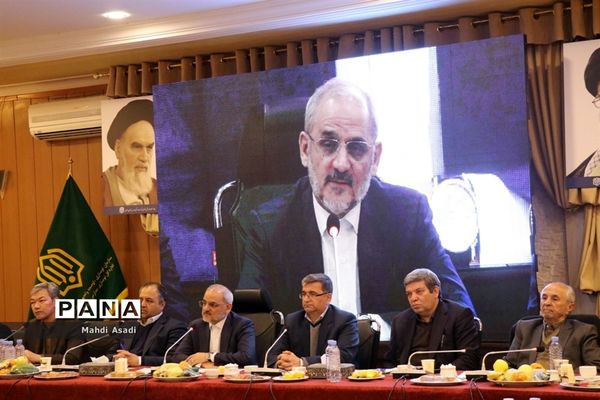 نشست مشترک وزیر آموزش و پرورش با جمعی از خیرین مدرسه ساز استان خراسان رضوی