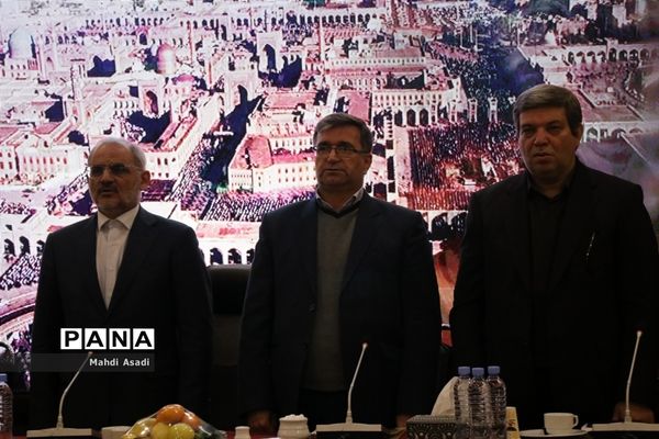 نشست مشترک وزیر آموزش و پرورش با جمعی از خیرین مدرسه ساز استان خراسان رضوی