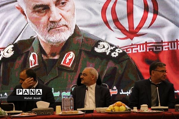 نشست مشترک وزیر آموزش و پرورش با جمعی از خیرین مدرسه ساز استان خراسان رضوی