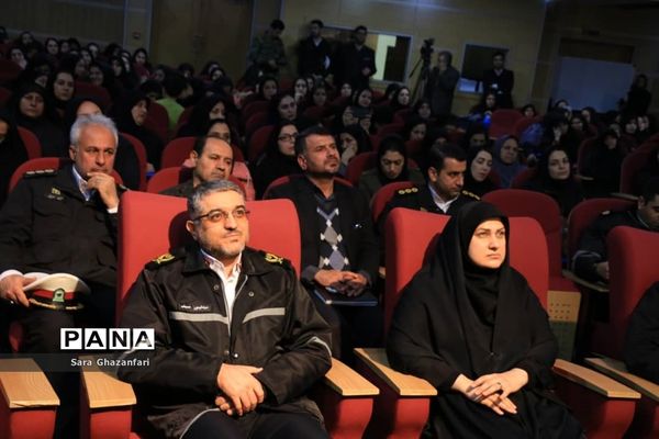 همایش بانوان فرهنگ‌یار ترافیک