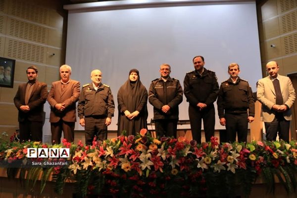 همایش بانوان فرهنگ‌یار ترافیک
