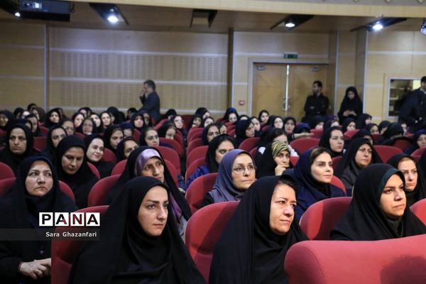 همایش بانوان فرهنگ‌یار ترافیک