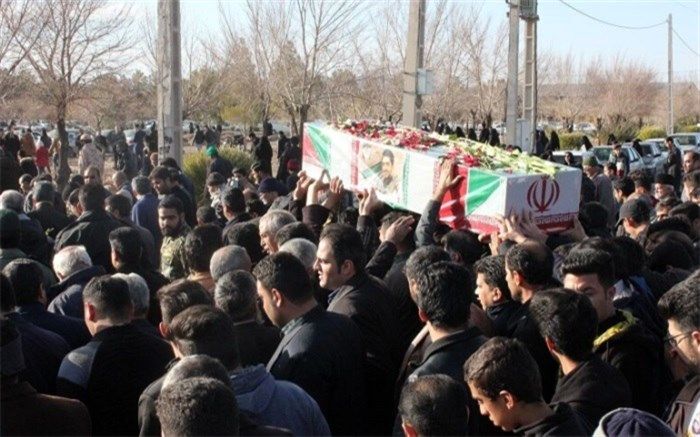 پیکر شهید سانحه هوایی تهران در بهاباد به خاک سپرده شد