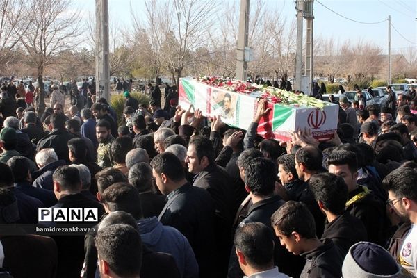 تشییع پیکر شهید سانحه هوایی تهران در بهاباد