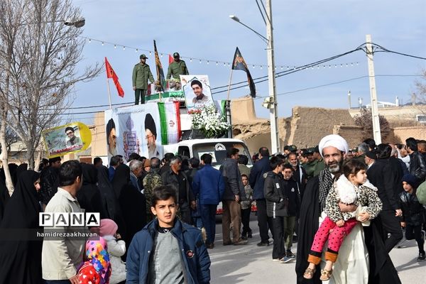 تشییع پیکر شهید سانحه هوایی تهران در بهاباد