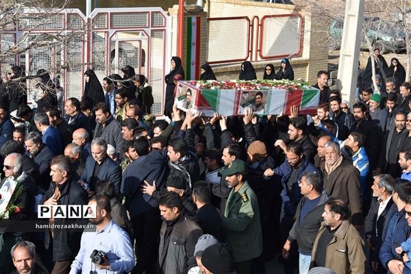 تشییع پیکر شهید سانحه هوایی تهران در بهاباد