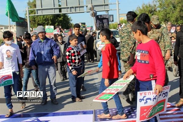 حماسه حضور مردم بوشهر در میثاق با ولایت  حمایت از سپاه و آرمان های انقلاب