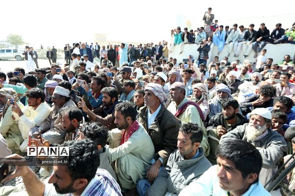 بازدید حسن روحانی از مناطق سیل زده استان سیستان و بلوچستان