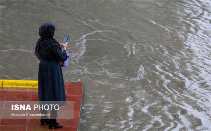 طغیان رودخانه مسیر جاسک به بشاگرد را مسدود کرد