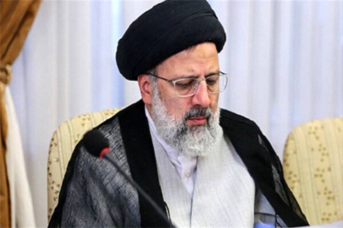 امضای طومار جمعی از نماز گزاران یزد؛  تشکر از رئیس قوه قضائیه بابت برگزاری آزمون وکالت