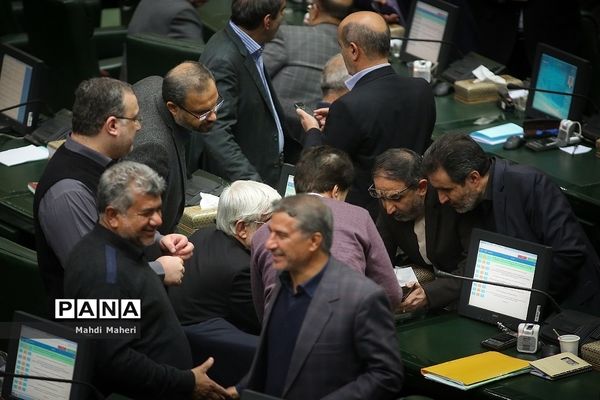 حضور فرمانده کل سپاه پاسداران انقلاب اسلامی در مجلس شورای اسلامی