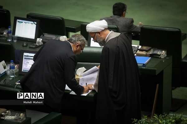 حضور فرمانده کل سپاه پاسداران انقلاب اسلامی در مجلس شورای اسلامی