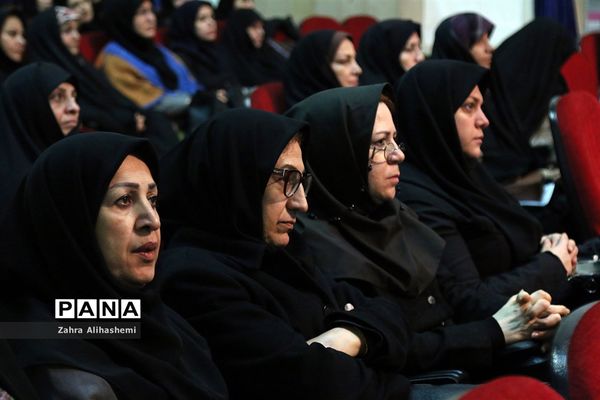 همایش آموزشی-توجیهی ناظران و ارزیابان پایگاه‌های تغذیه سالم شهر تهران
