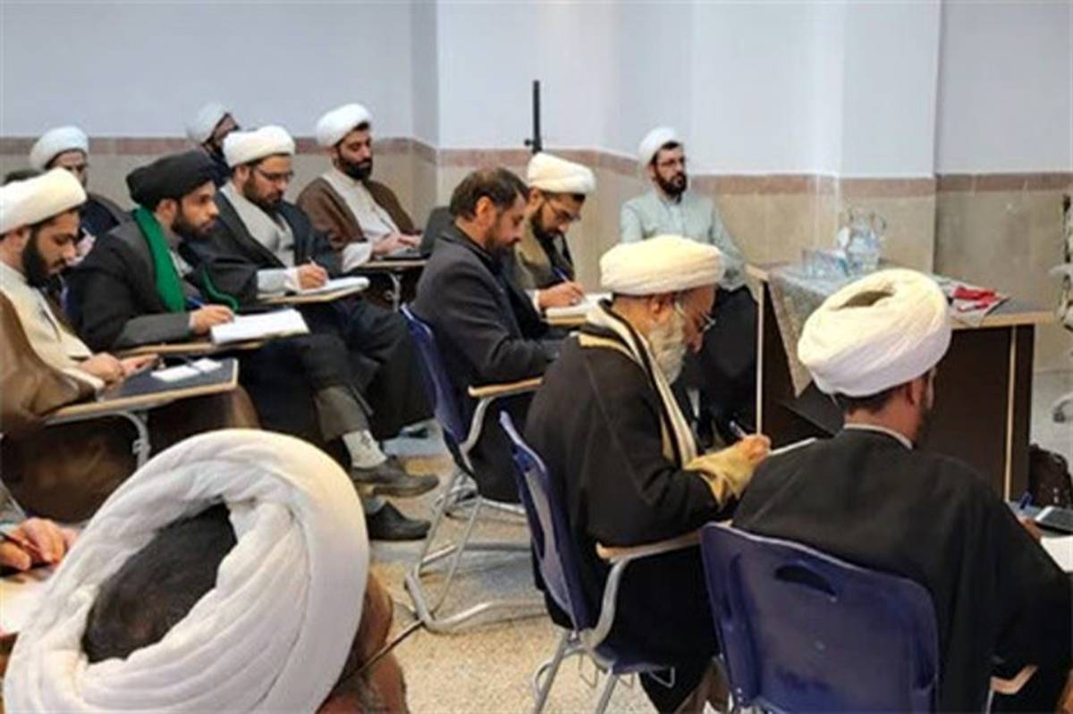 برگزاری کـارگاه دانش‌افزایی مهارت‌های تدریس در حوزه علمیه یزد
