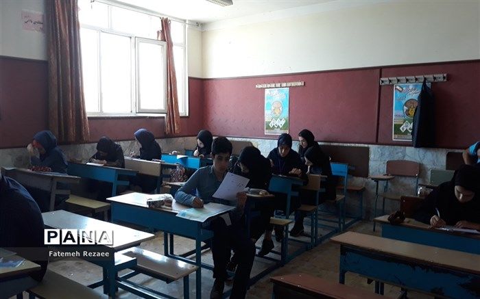 درخشش دبیرستان های شاهد شهر تهران در مسابقات انشاءنویسی