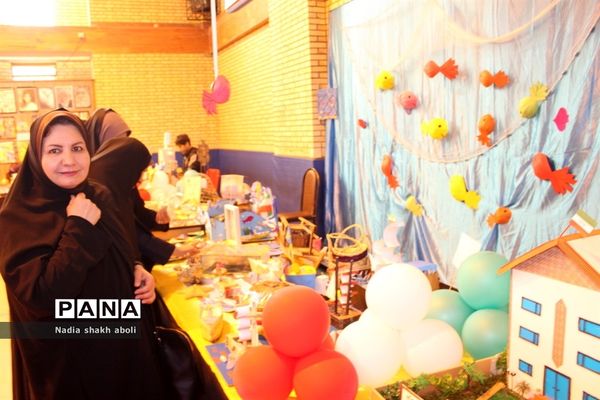نمایشگاه دستاوردهای مدارس غیر دولتی و هیات امنایی  بوشهر