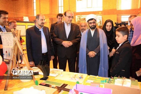 نمایشگاه دستاوردهای مدارس غیر دولتی و هیات امنایی  بوشهر