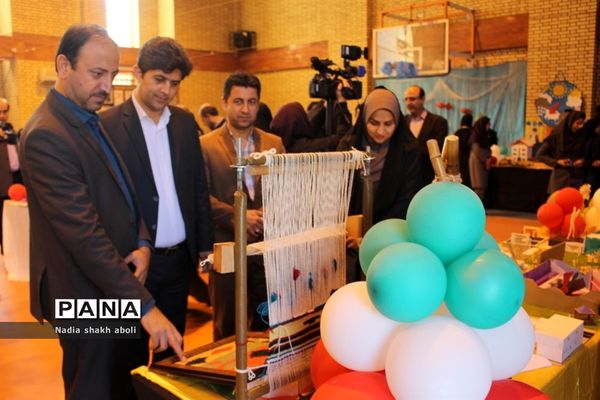 نمایشگاه دستاوردهای مدارس غیر دولتی و هیات امنایی  بوشهر