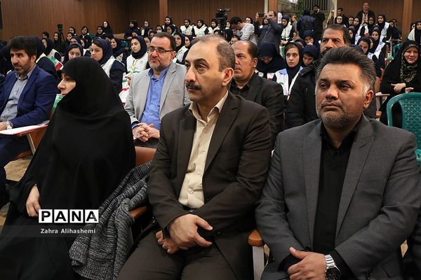 آیین نمادین «دومین سیل مهربانی همکلاسی‌ها»