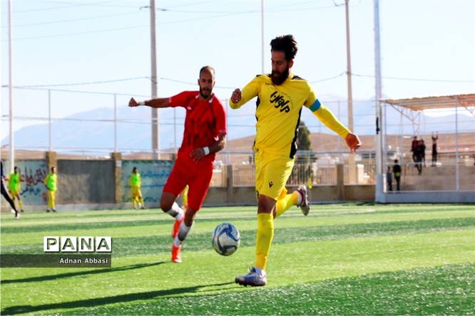 مسابقات لیگ برتر بزرگسالان استان فارس بین دو تیم ماهان شیراز و پرسپولیس شیراز