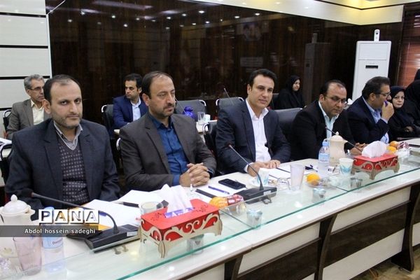 جلسه شورای معاونان  اداره‌کل آموزش و پرورش استان بوشهر