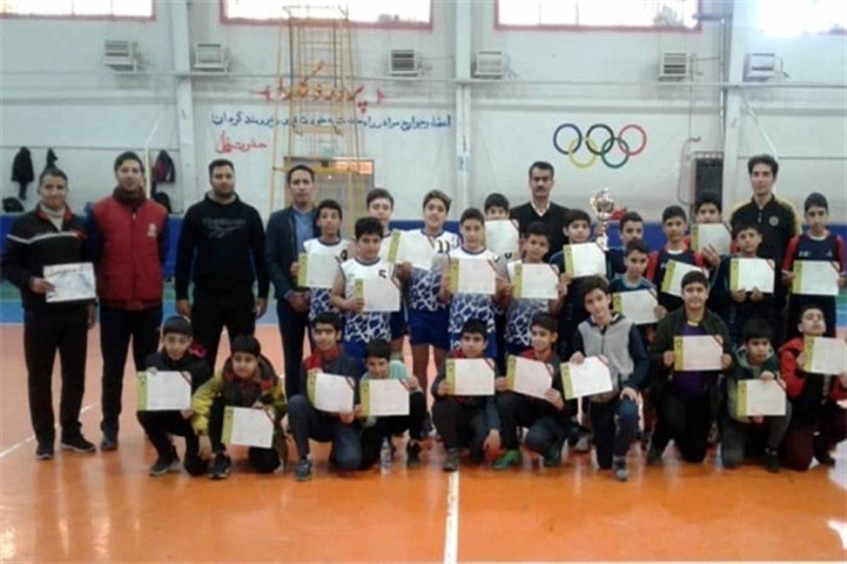 برگزاری مسابقات والیبال مقطع ابتدایی آموزشگاه های پسرانه  شهریار