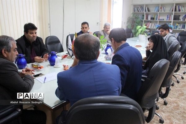 جلسه ستاد استانی انتخابات دهمین دوره مجلس دانش آموزی استان بوشهر