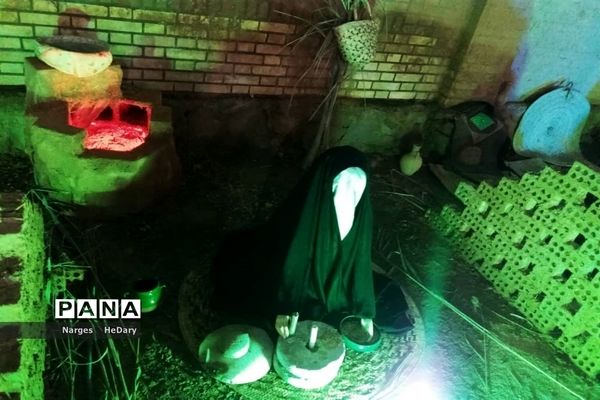 نمایشگاه یاس کبود در شهرستان امیدیه