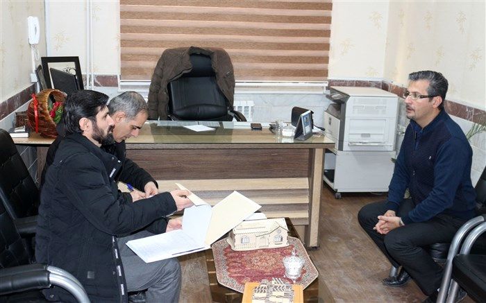 بازدید کارشناسان سازمان دانش آموزی قزوین از پایگاه های تغذیه مدارس قوام و شیخ کلینی