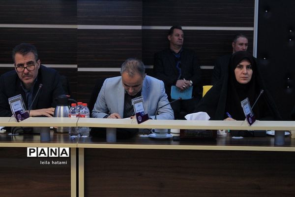 جلسه مشترک شورای معاونان اداره‌کل و مدیران و روسای آموزش و پرورش نواحی  و مناطق استان آذربایجان شرقی