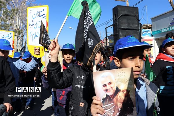پویش دانش آموزی نوگلان فاطمی در آباده
