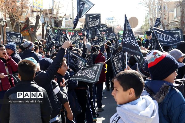 پویش دانش آموزی نوگلان فاطمی در آباده