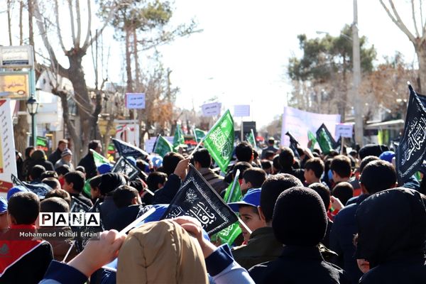 پویش دانش آموزی نوگلان فاطمی در آباده