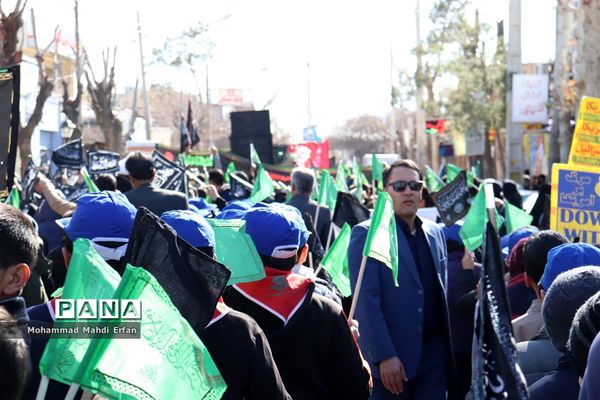 پویش دانش آموزی نوگلان فاطمی در آباده