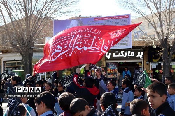 پویش دانش آموزی نوگلان فاطمی در آباده