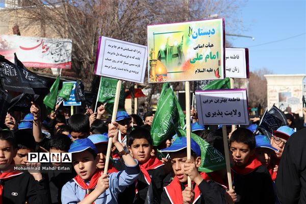 پویش دانش آموزی نوگلان فاطمی در آباده