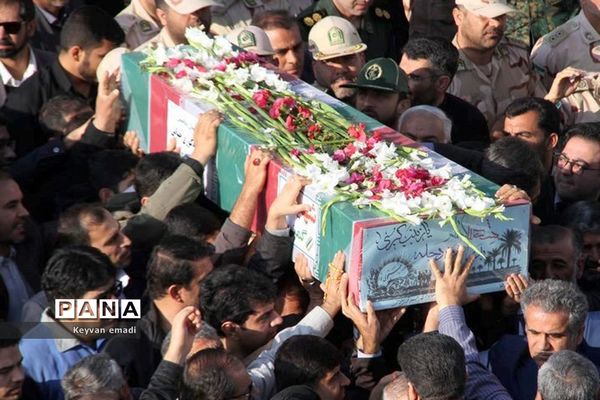 استقبال از پیکرهای پاک 3 شهید گمنام دفاع مقدس در فرودگاه بوشهر