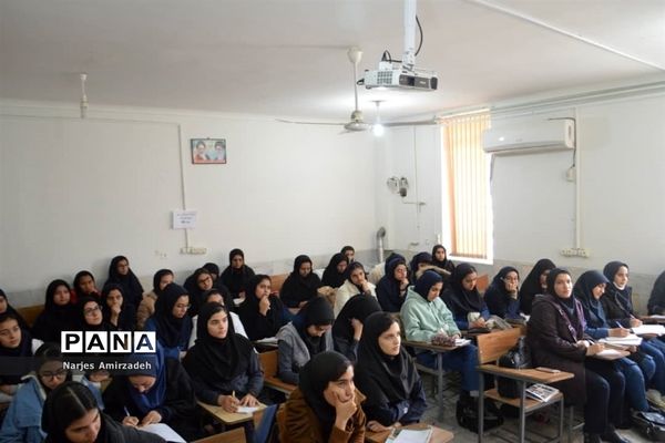 برگزاری کارگاه آموزشی خبرنگاری ویژه دانش‌آموزان شهرستان فسا