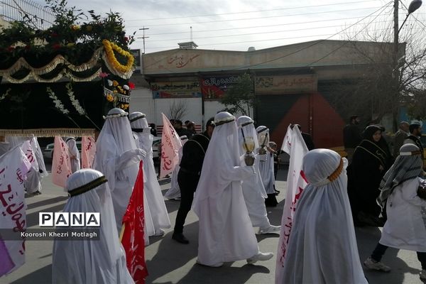 تشییع نمادین پیکرمطهر حضرت فاطمه (س) در شهرستان کازرون