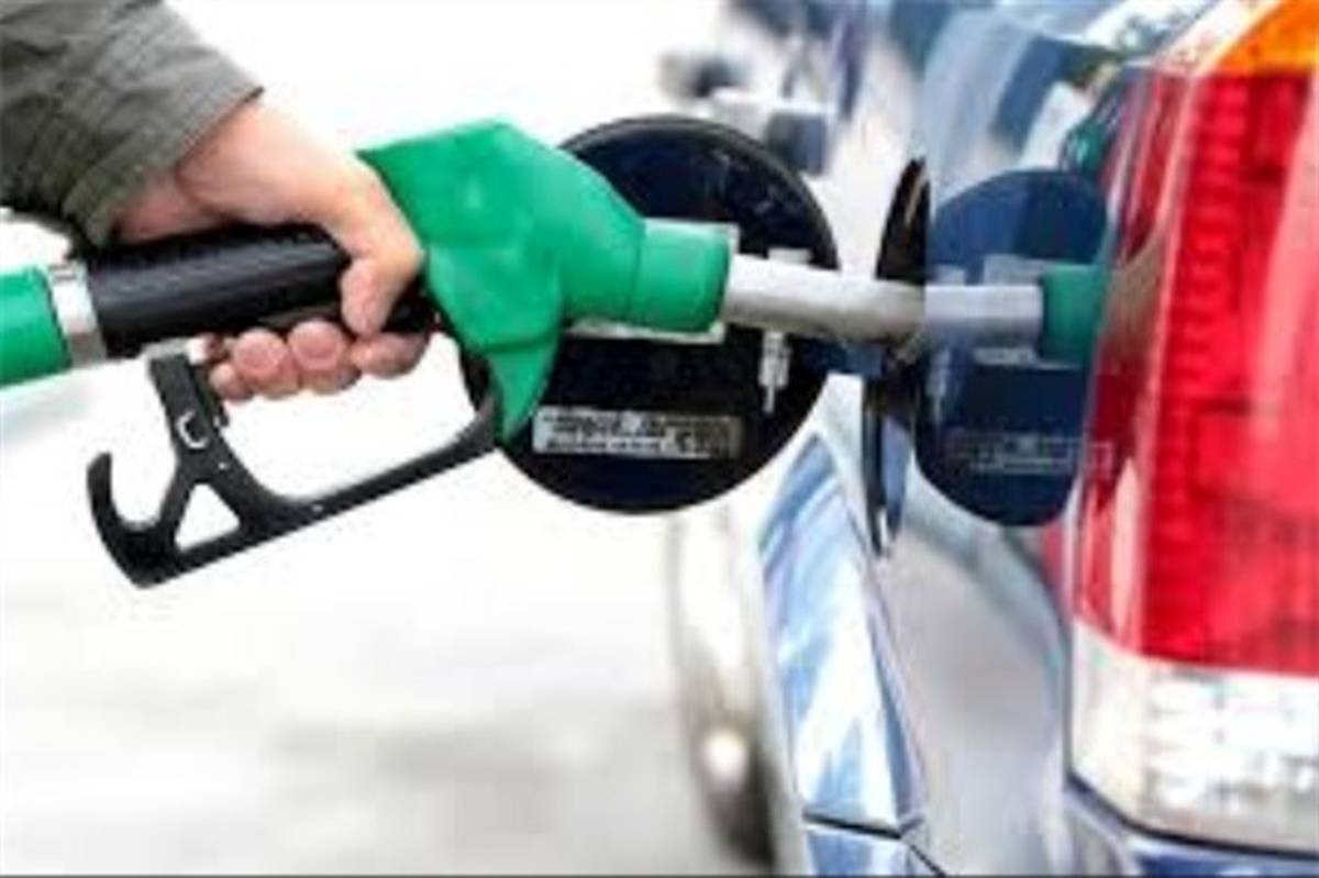 کاهش مصرف 22 میلیون لیتری بنزین پس از سهمیه‌بندی