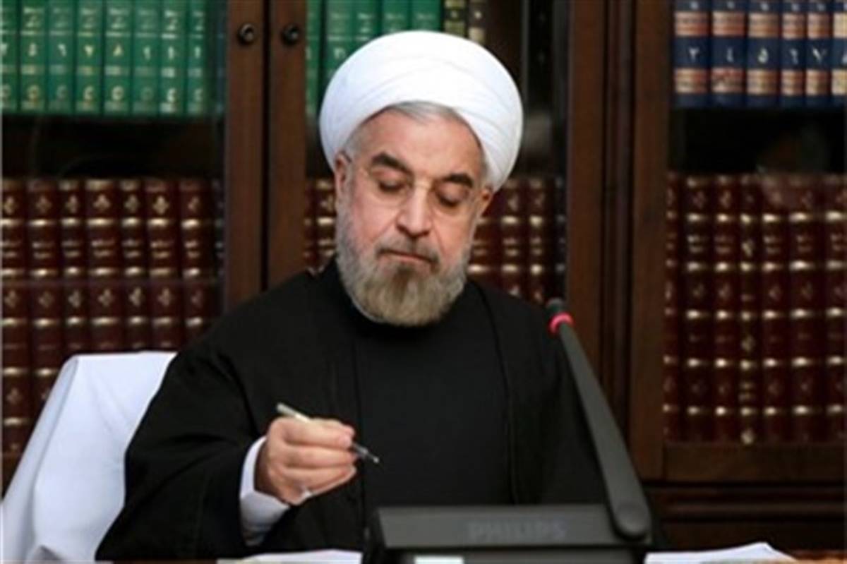 واکنش روحانی به اقدام رییسی در صدور بخشنامه در حوزه فضای مجازی