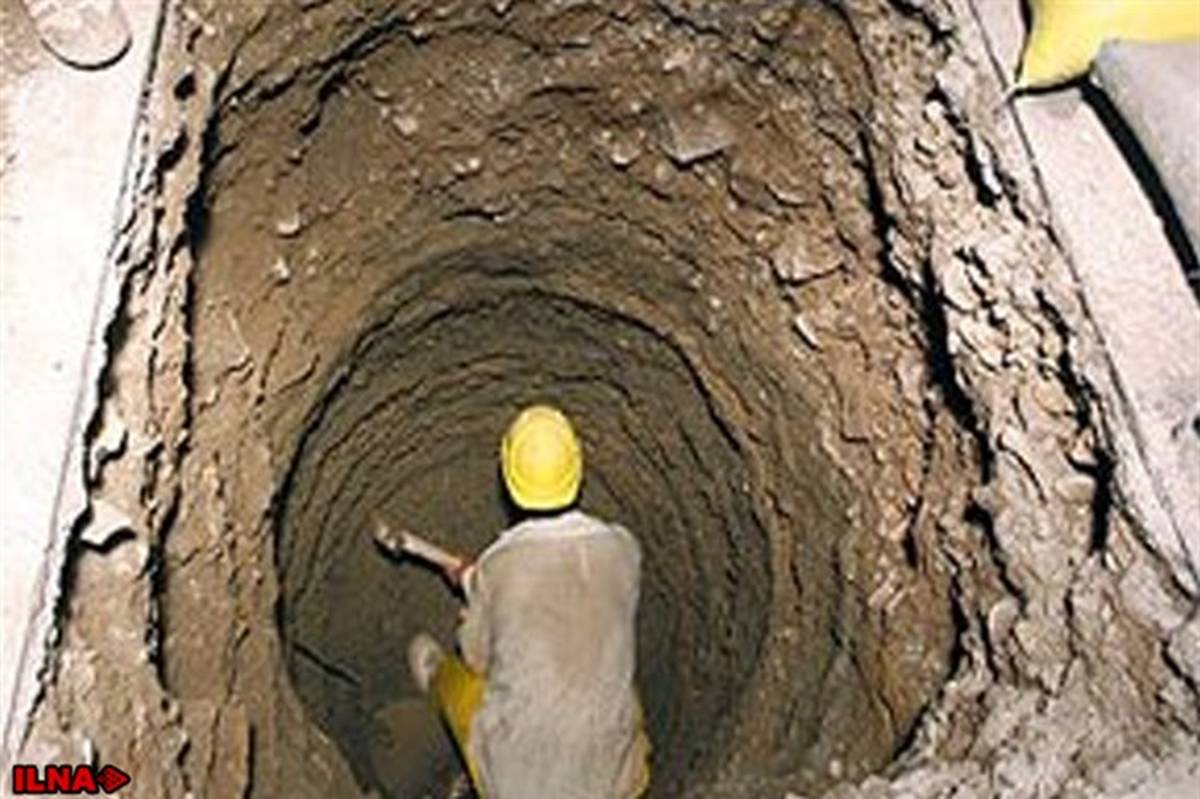 نجات معجزه آسای کارگر مرغداری از چاه ۷۰ متری در قزوین