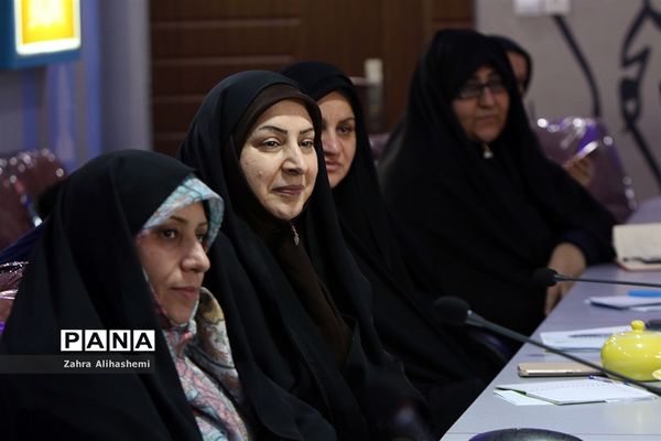 نشست شورای معاونان پرورشی مناطق نوزده‌گانه شهر تهران